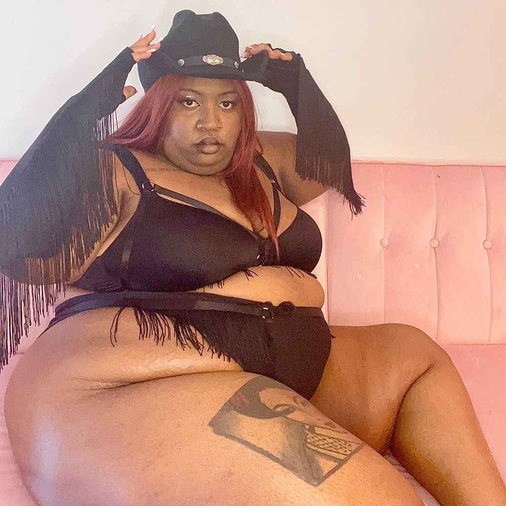 ★ Monique Starr AKA 1080Poonani: Tha BIGGEST and BADDEST Cowboi★