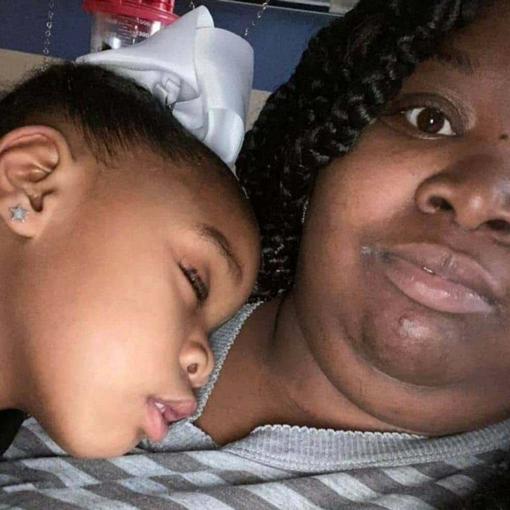 BLACK DISABLED MOTHER RAISING FUNDS FOR HIS DAUGHTER ⛔️💔