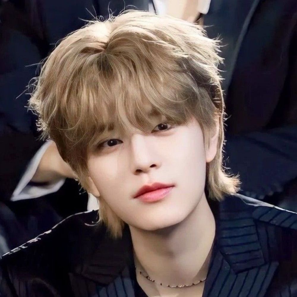 seungmin knee fucker