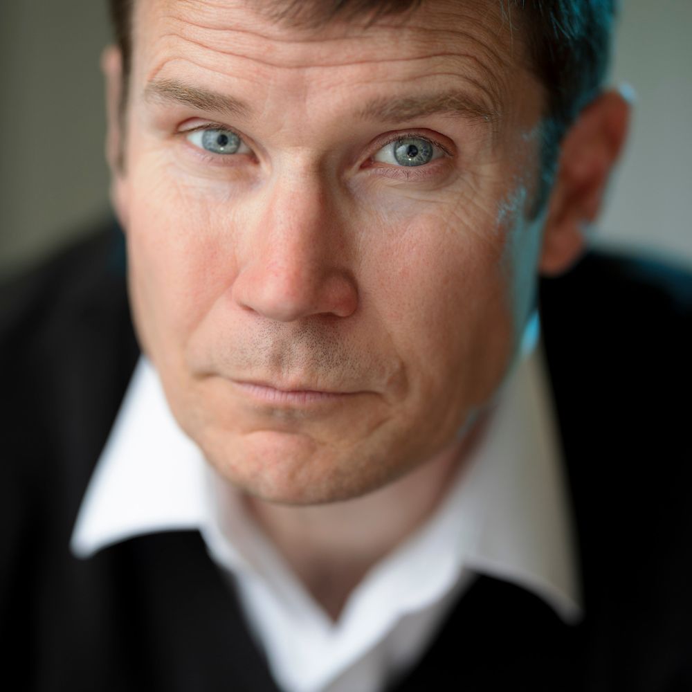 Dr Gavin Francis