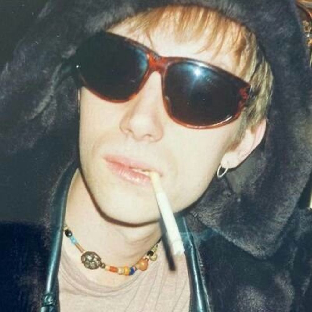 Neto fumante 🚬
