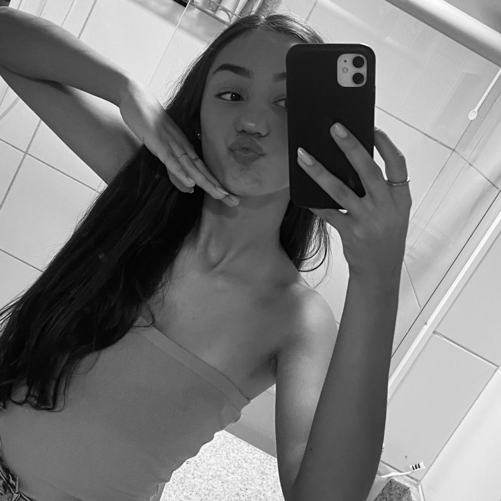 ana laura