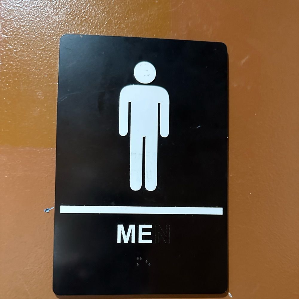 Mo