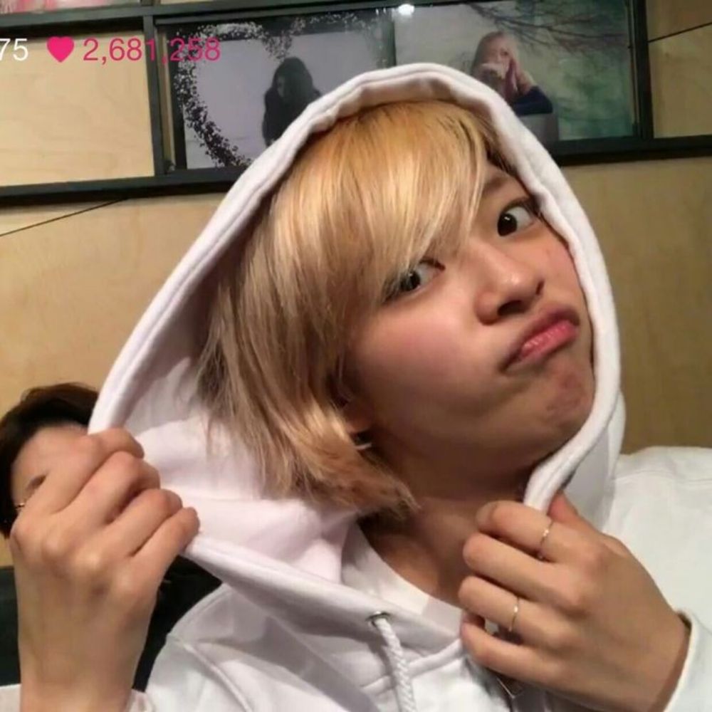 jeongyeon's married 💍
