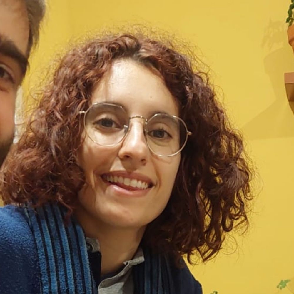 Paula España