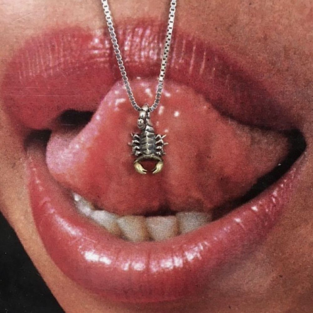 𝖈𝖑𝖔𝖘𝖊𝖗