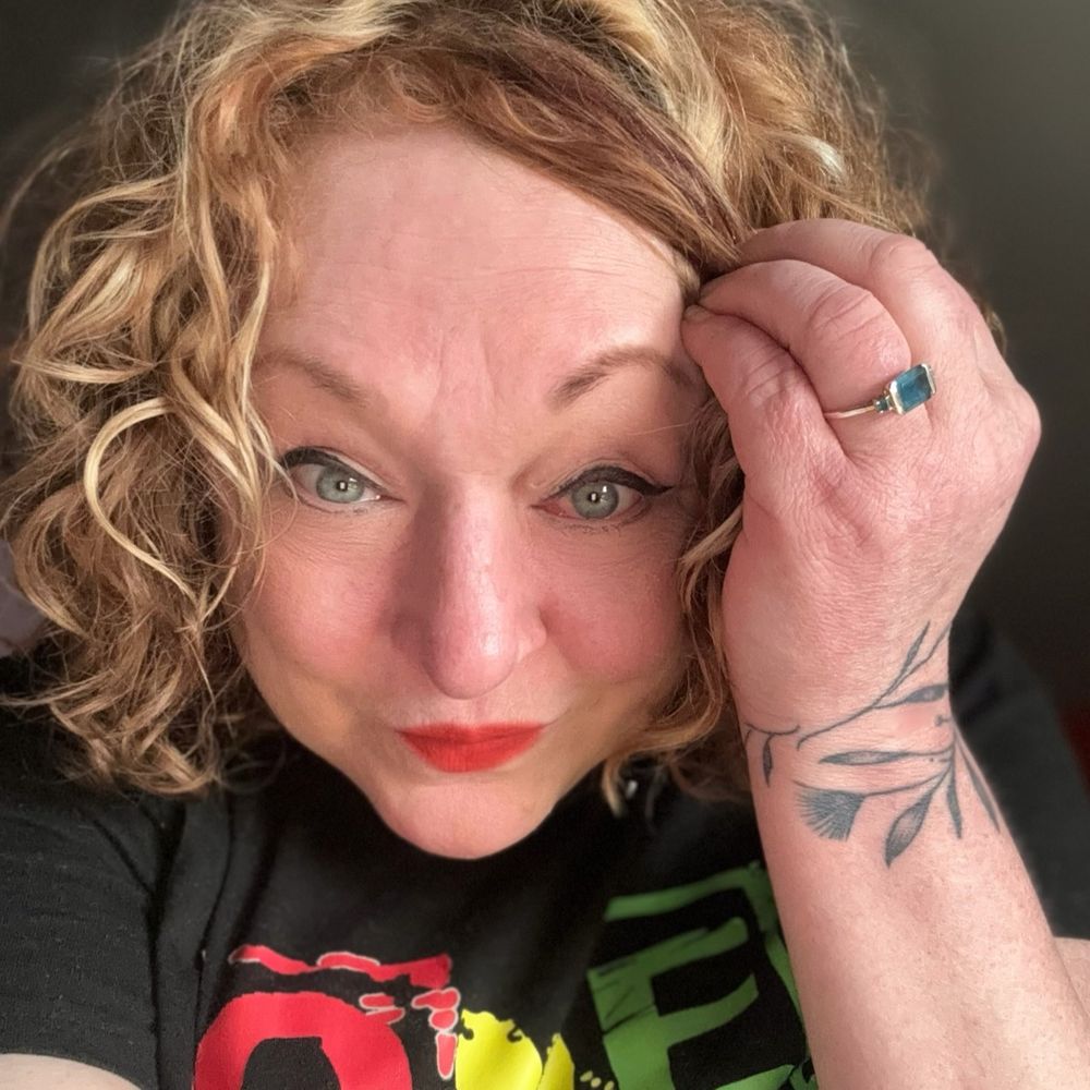 kellalena.bsky.social profile picture