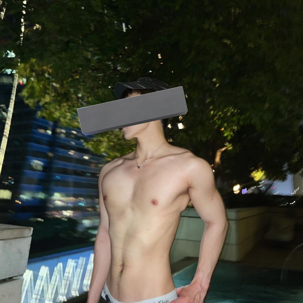 Tom