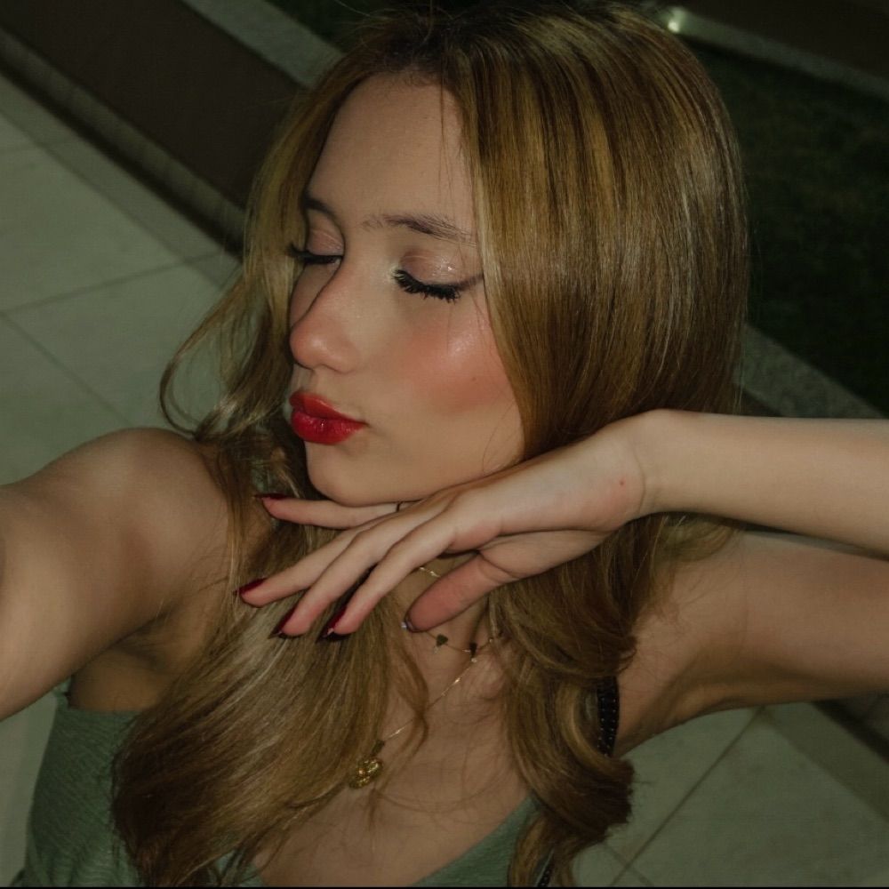 julia CUliveira caetano