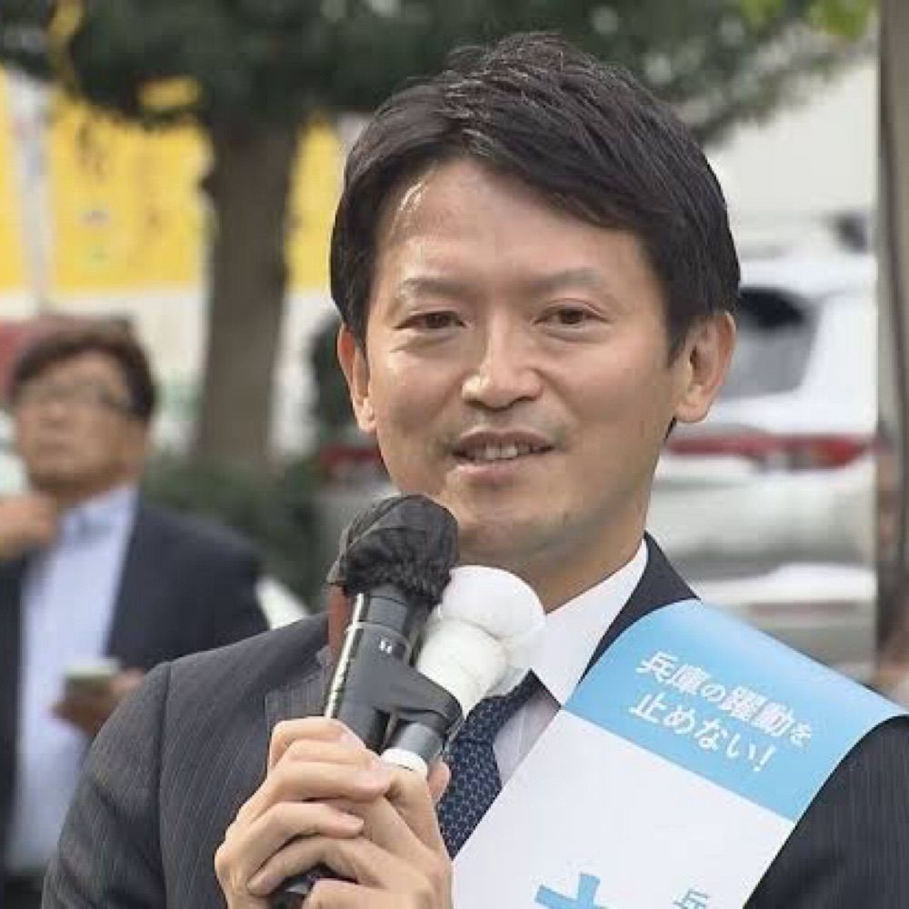 斉藤知事整髪失敗bot