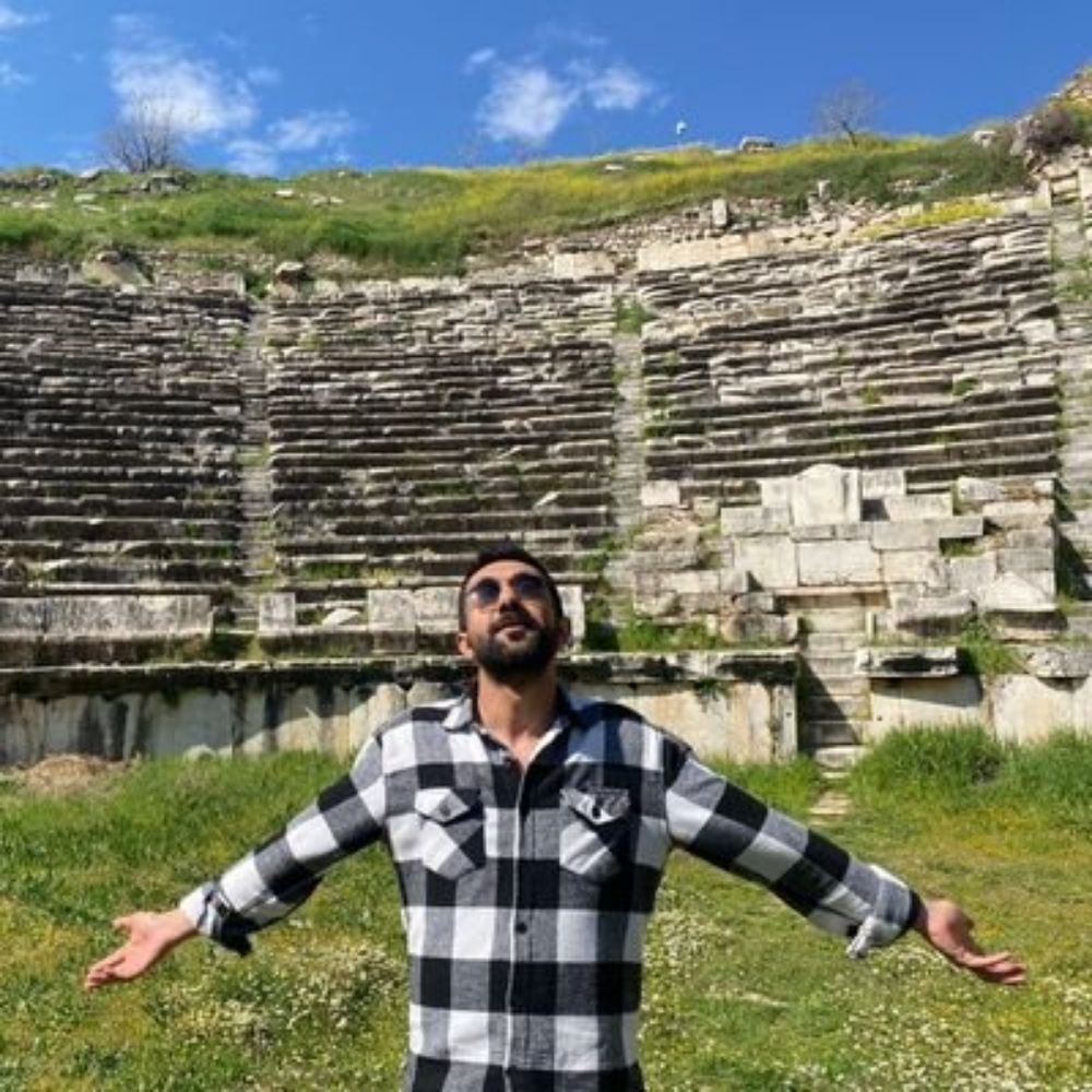 timon dı biuti nos