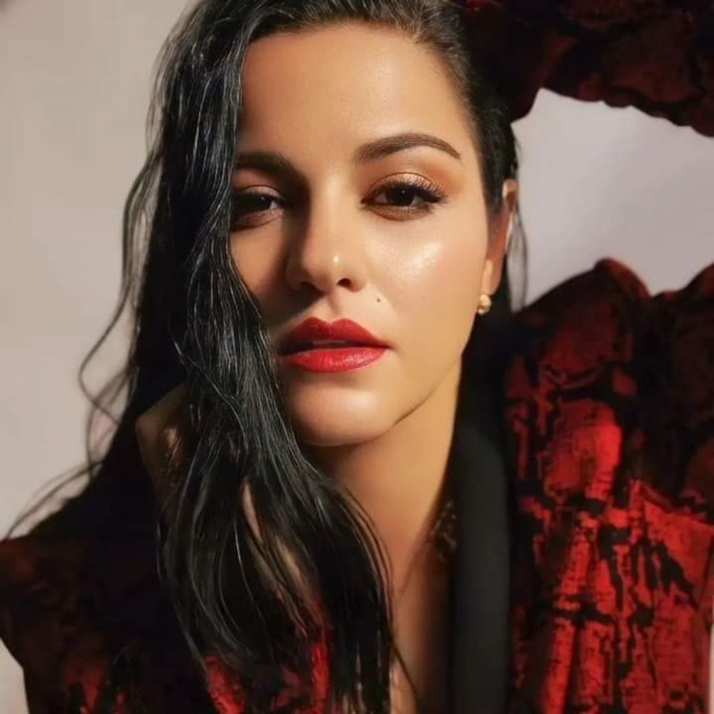 AdictosMaitePerroni