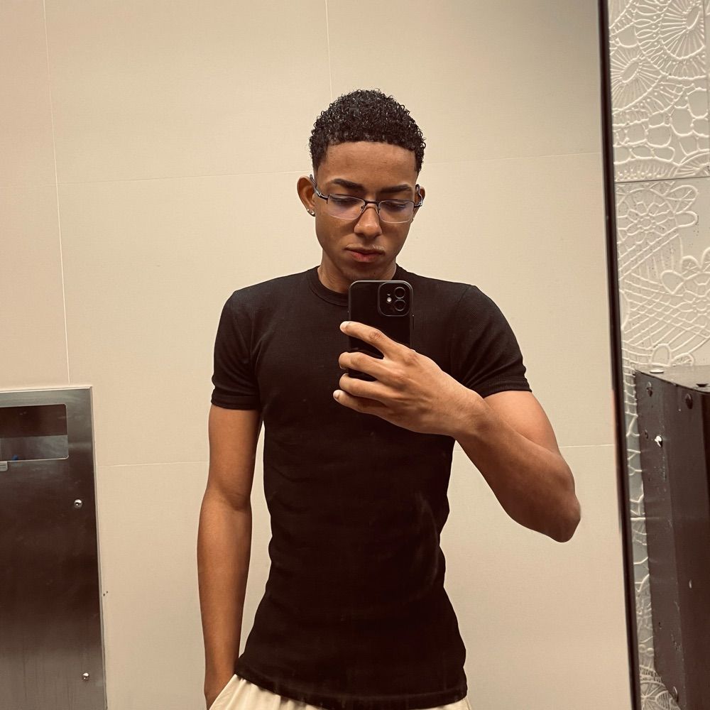 í7
