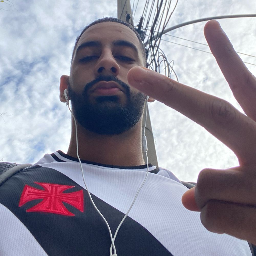 vitor hugo 