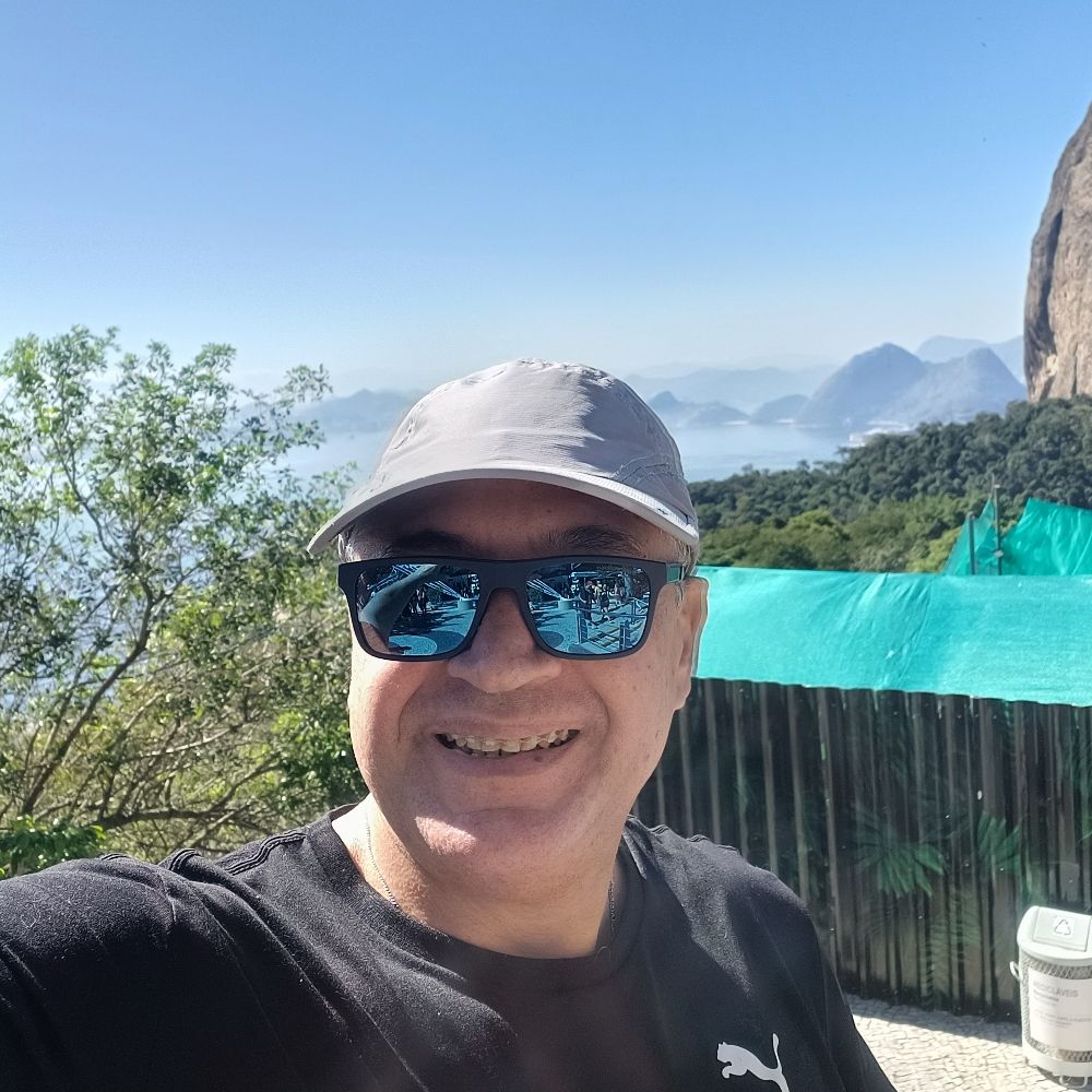 J. Chaves