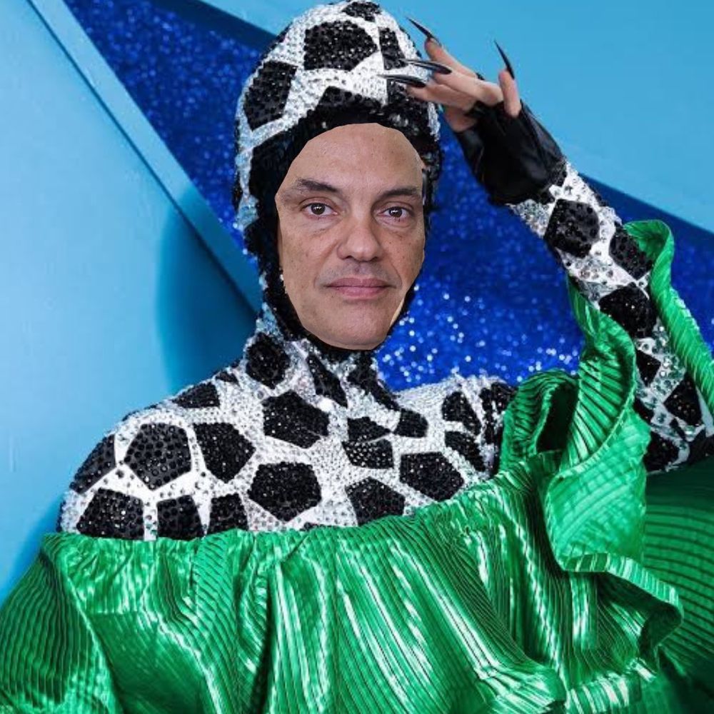 seios fartos da rupaul