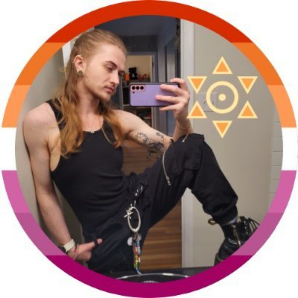 Sunny Boy {Vi} ☀️🏳️‍⚧️