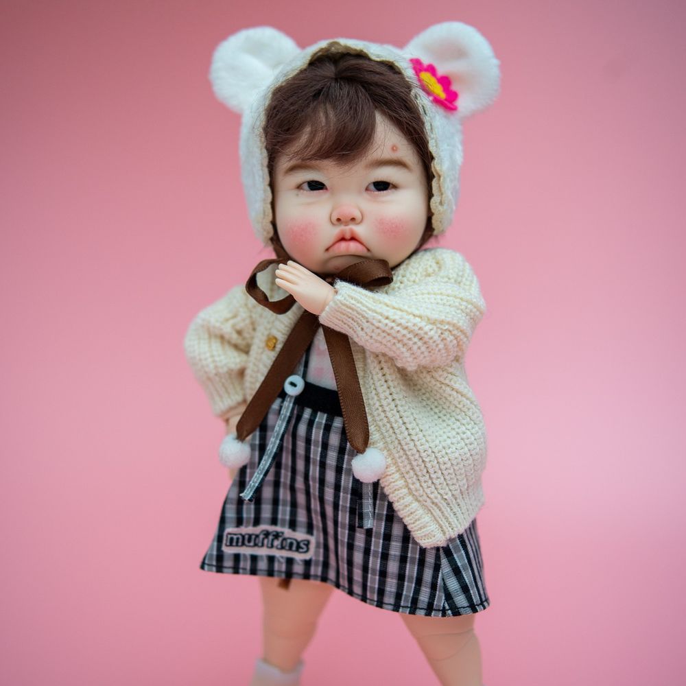 Doll, doll and another doll 