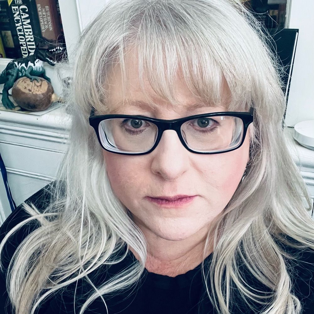 Lynne Reynolds 