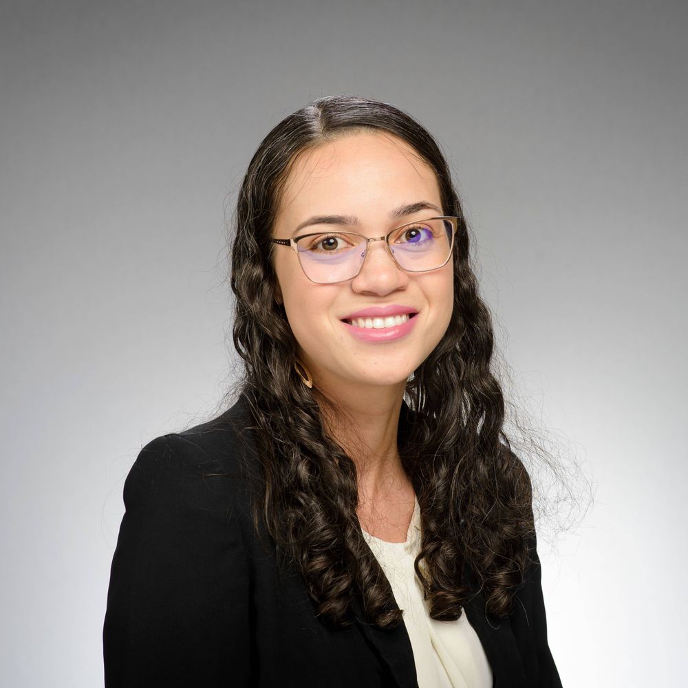 Joanna C S Santos