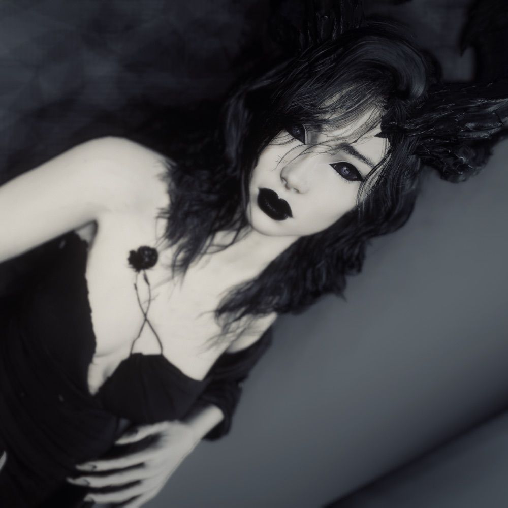 Sol The Witch Bish