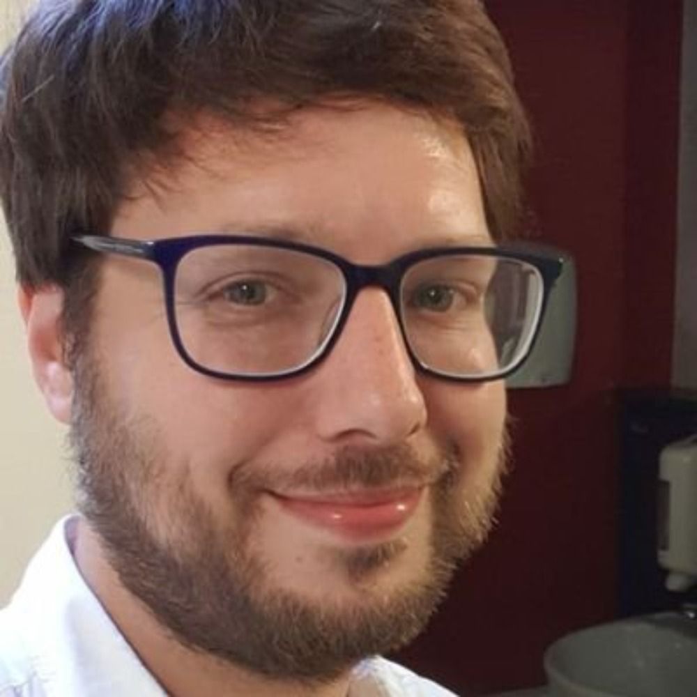 Dr Neil Kaye