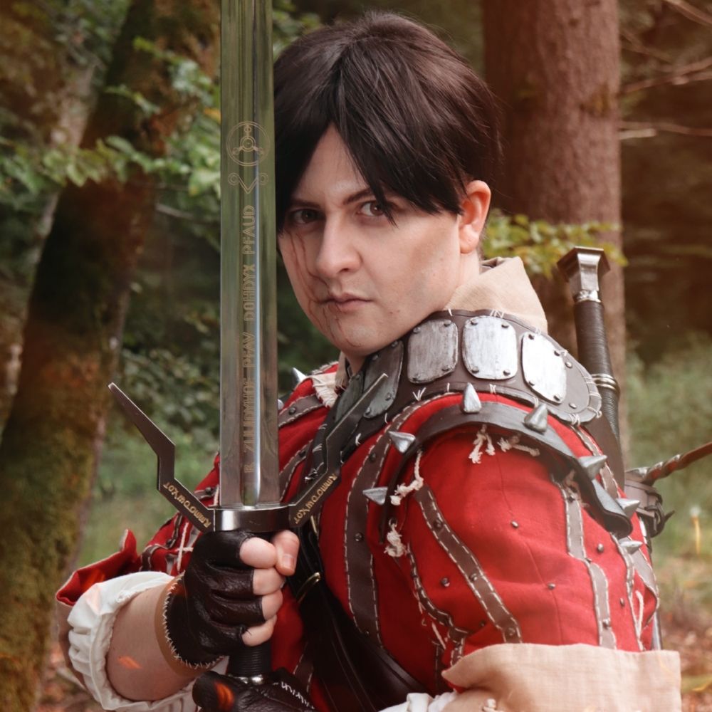 Fey ✨ (ElenionCosplay)
