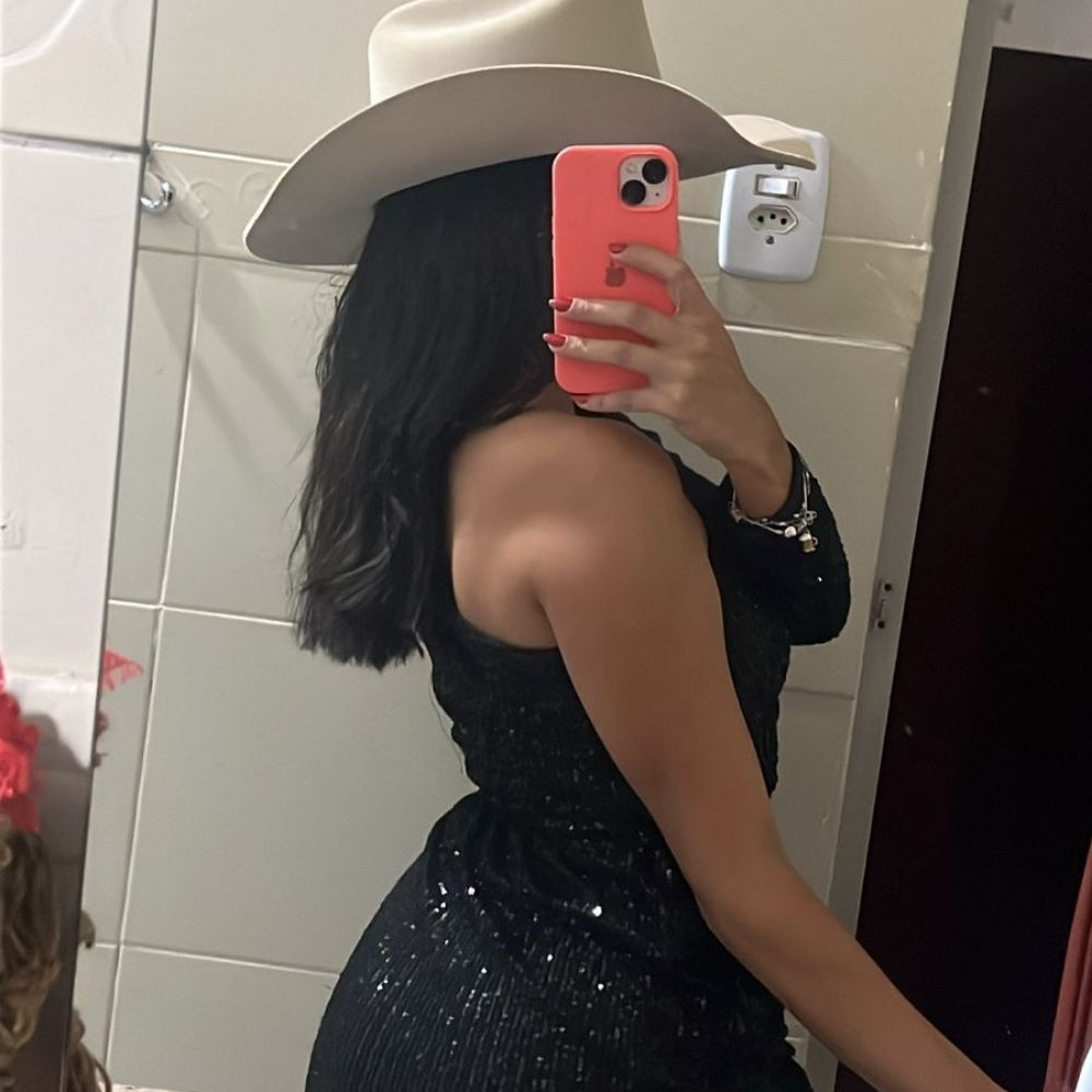 Ariana nata 