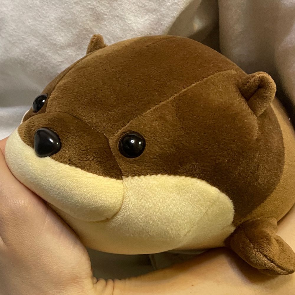 ツ