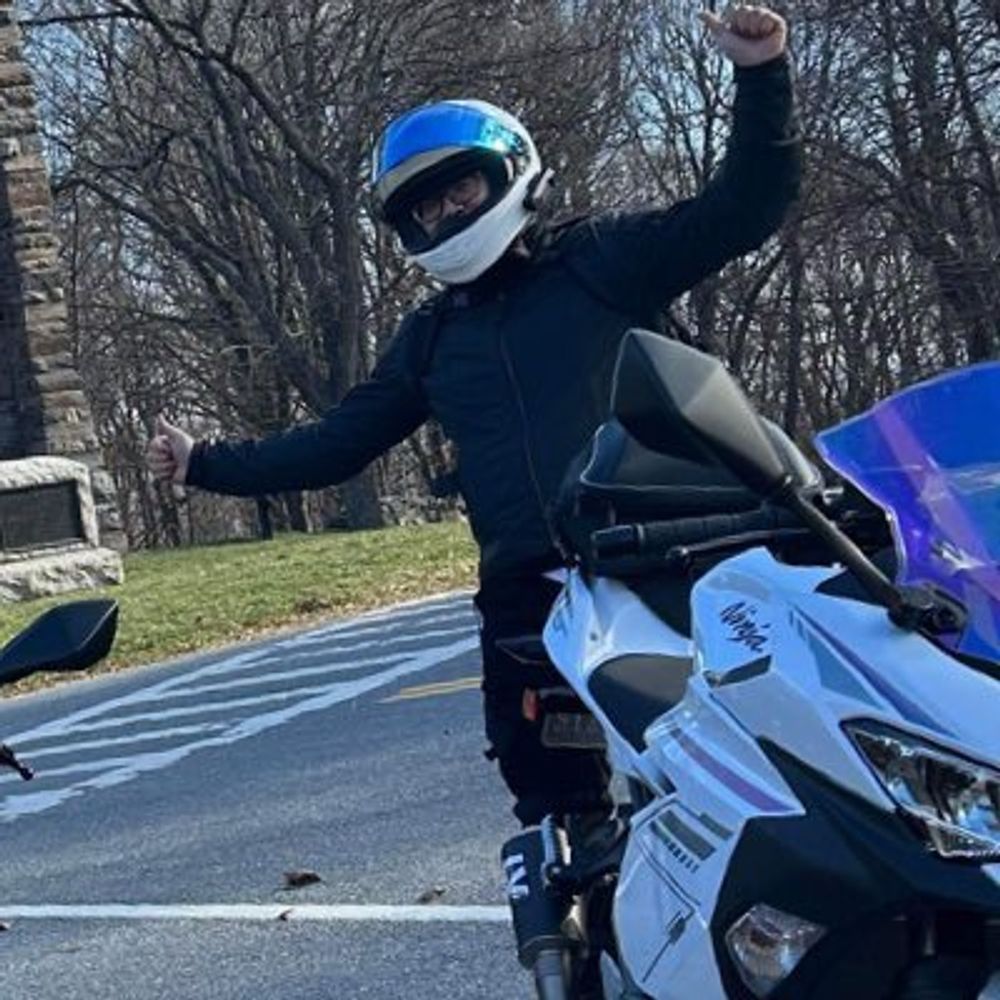 Victor (ビクター)