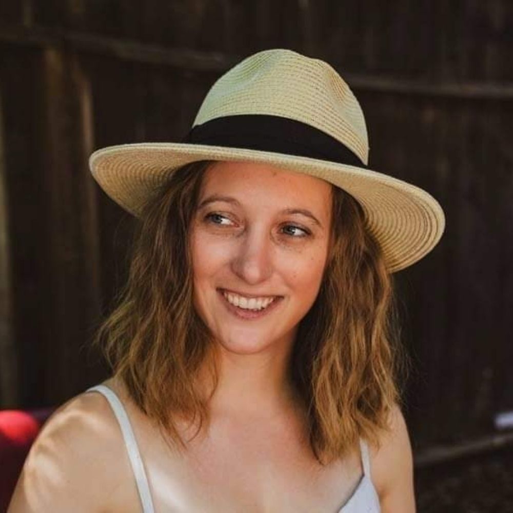Tracy Smiles