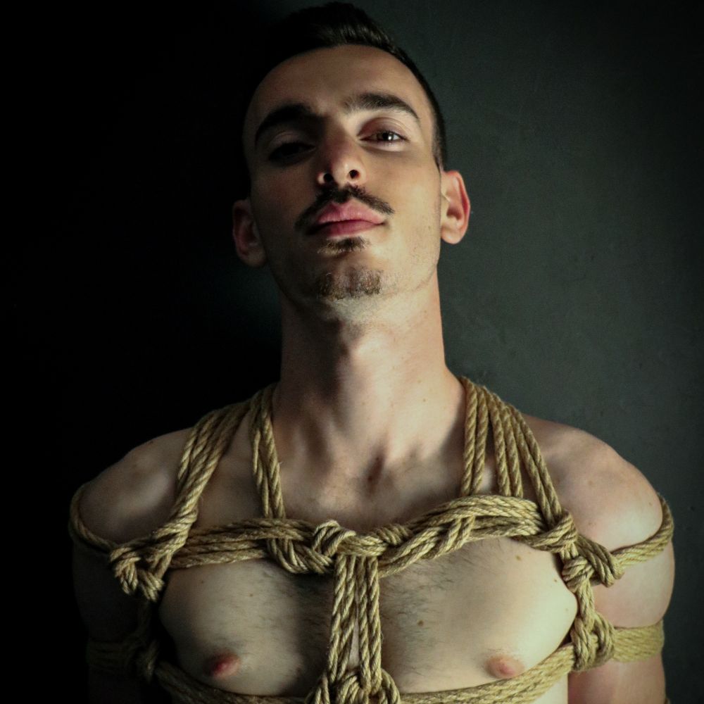 Masseur_Hot1🔥(18k on X)