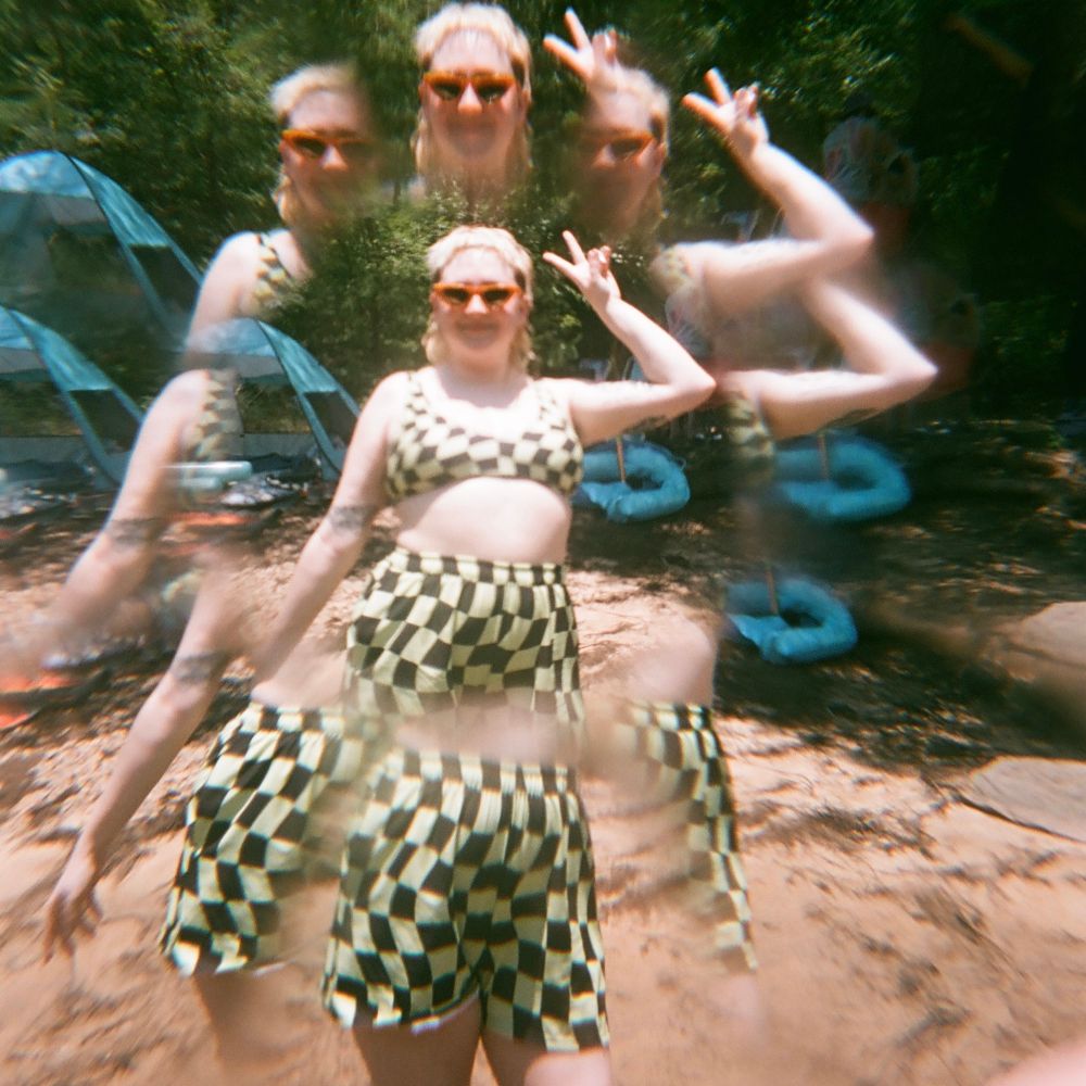V ✨🧚🏻🏳️‍⚧️🏳️‍🌈(summer edition)