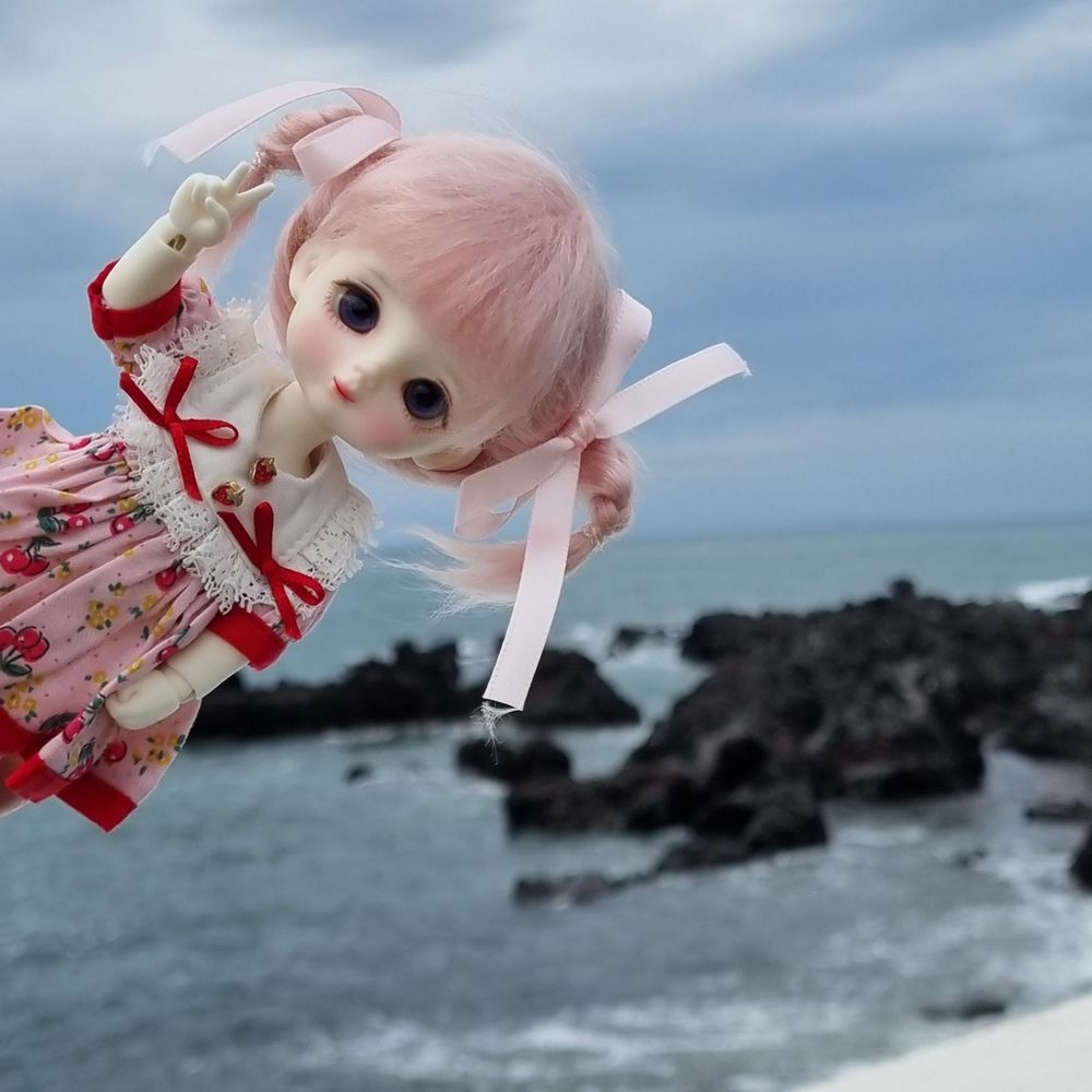 유유히