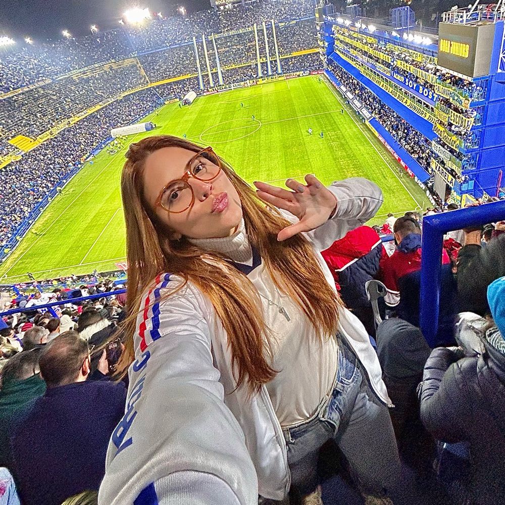 tia thaís ᶠᵉᶜ 🇫🇷