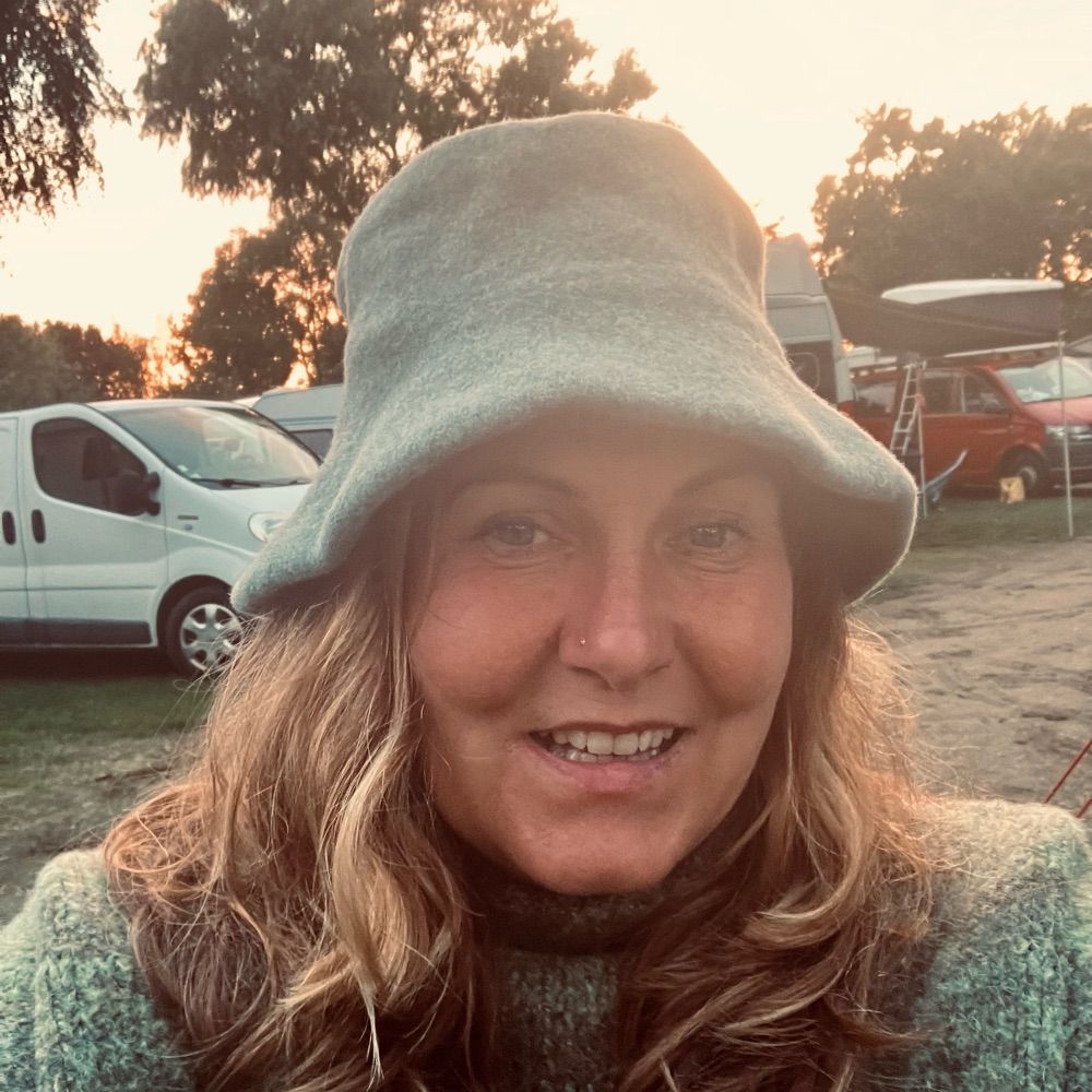 Dr Sally Bashford-Squires