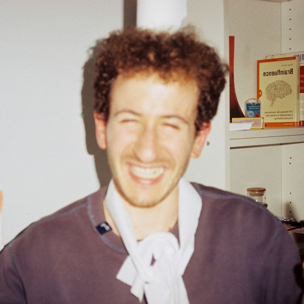 Nono R. Esteban