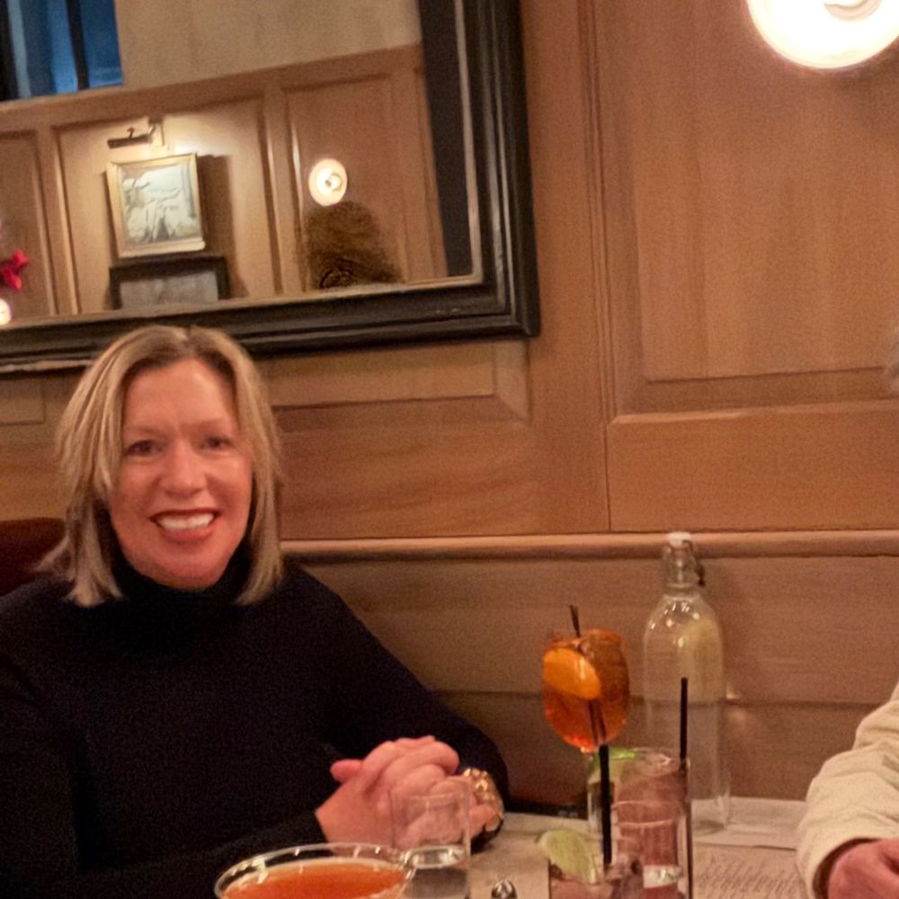Lisa Loveland : The Loveland Group Real Estate