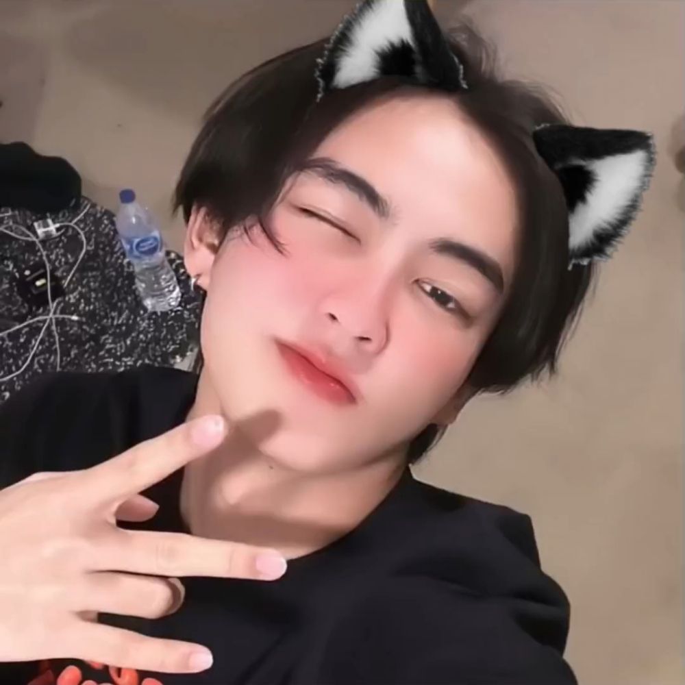 MM(⁠｡⁠•̀⁠ᴗ⁠-⁠)⁠✧