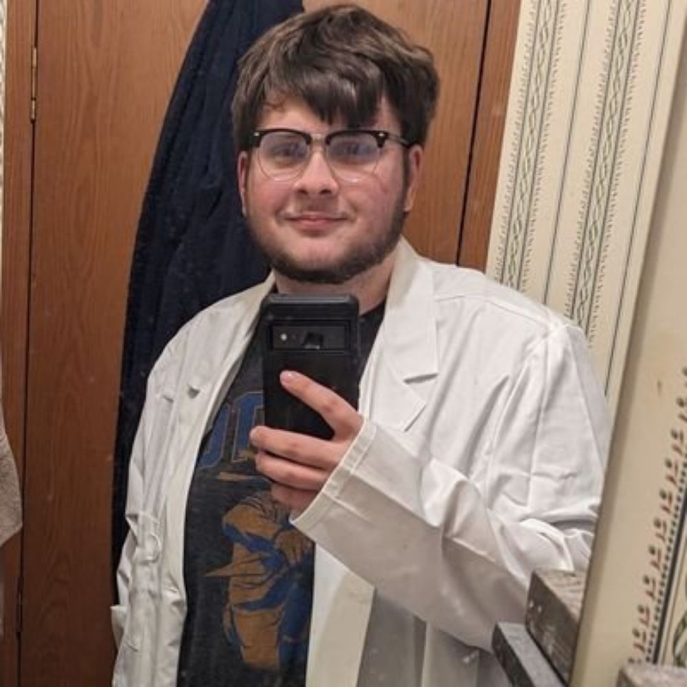 Lab Assistant Sam