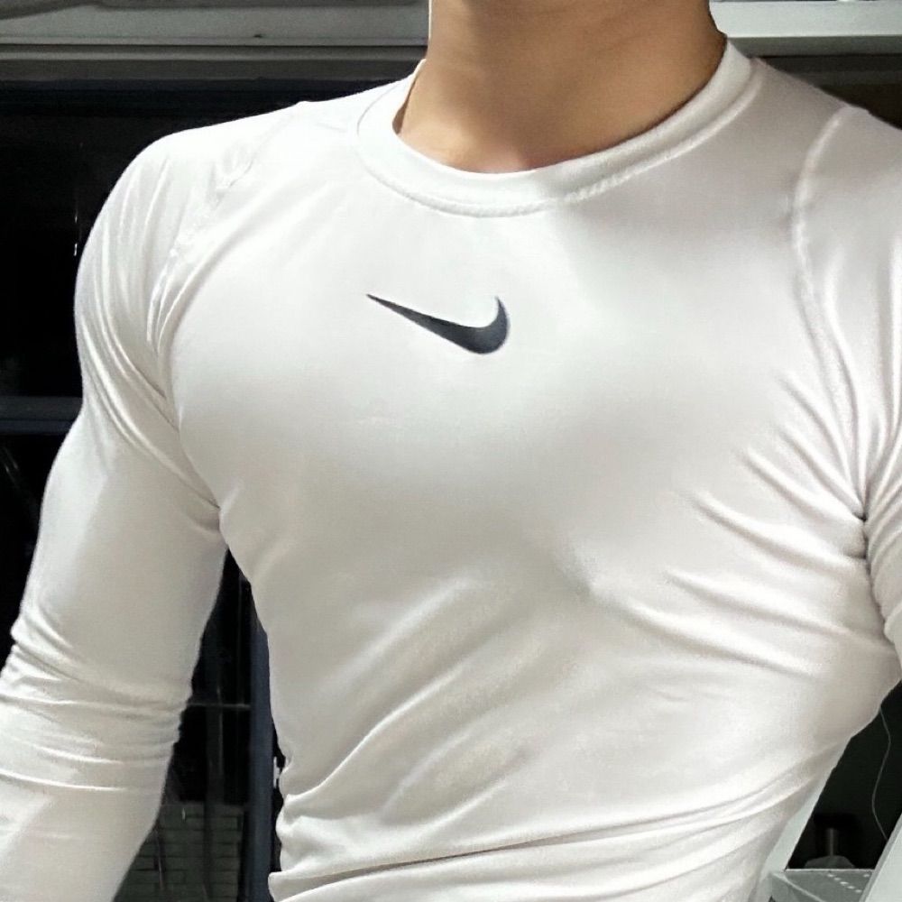 陈宵