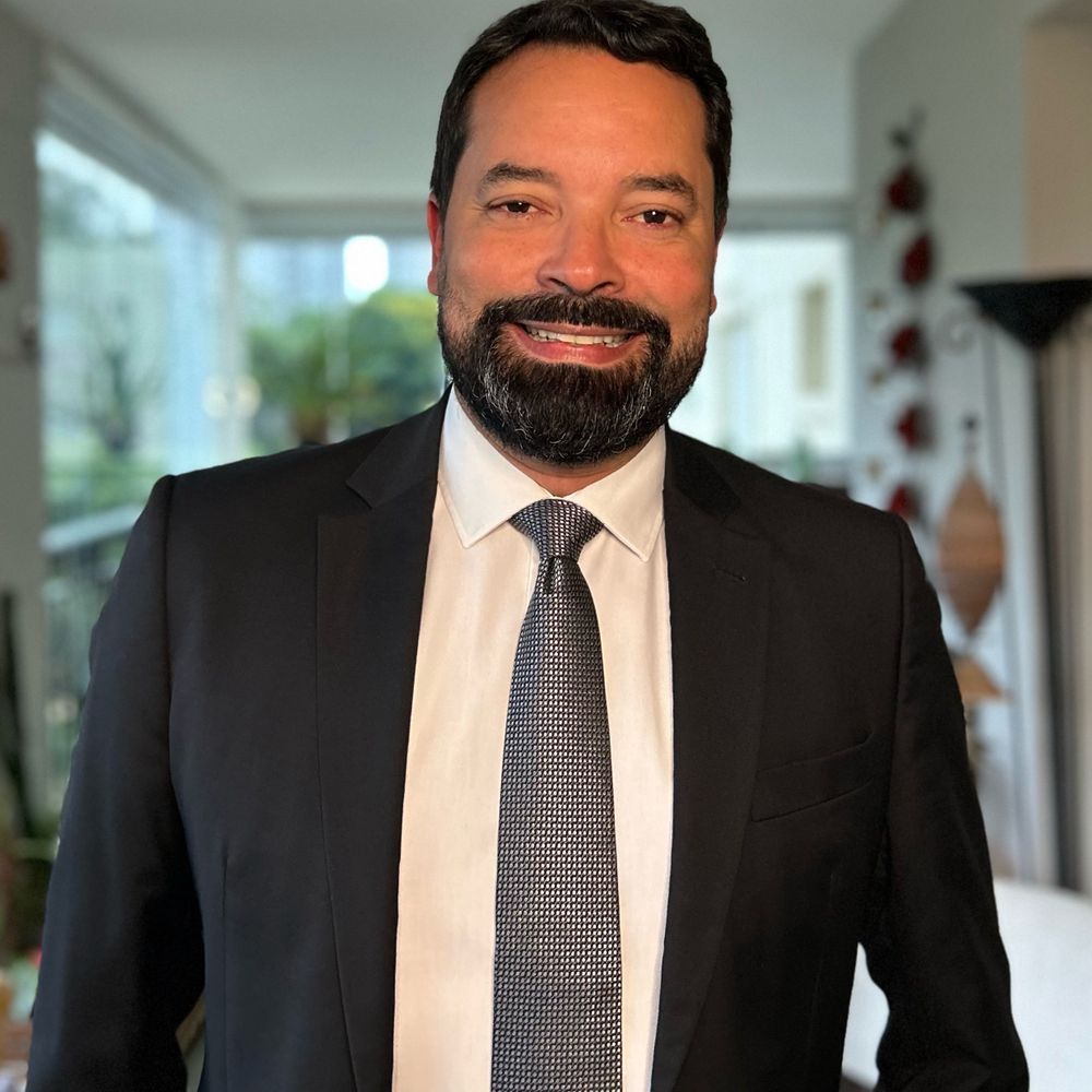 Julio Aderne 