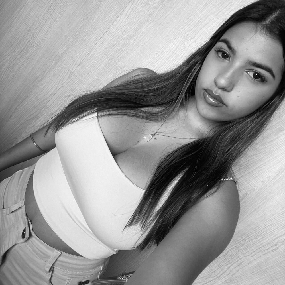 Poly linda 💋