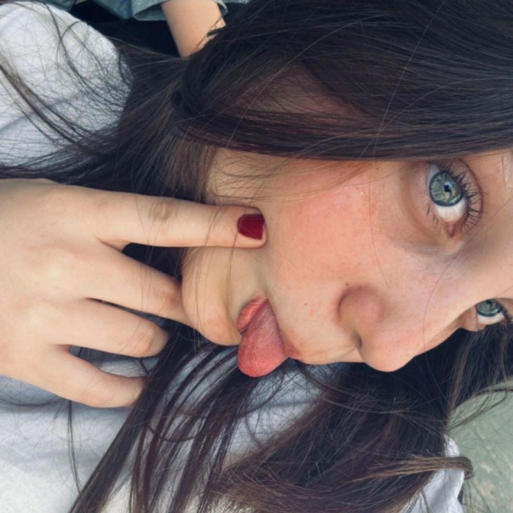Lívia.