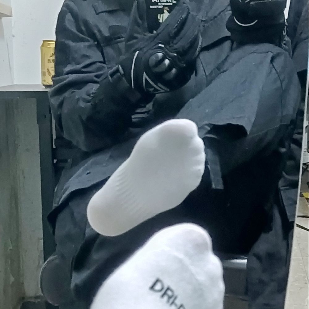 保安狠狠踩💰🏧