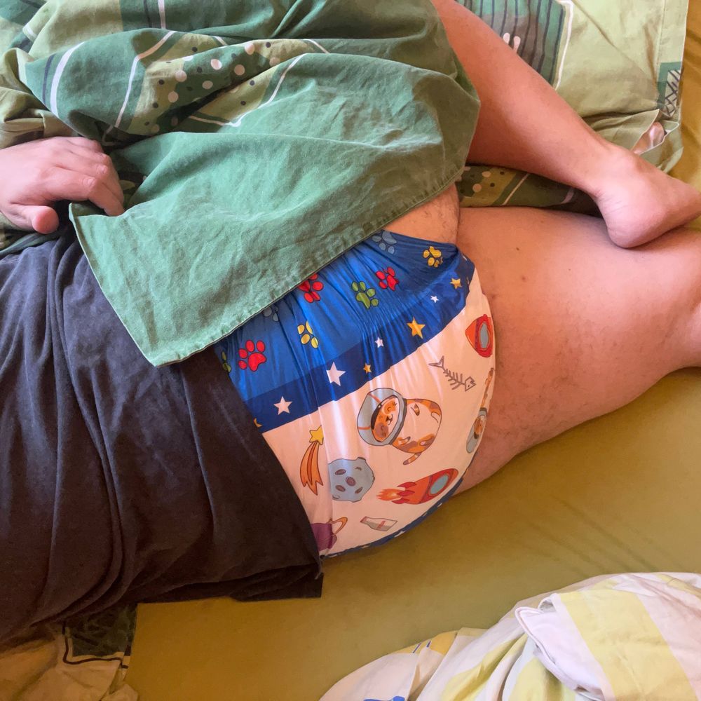 🇩🇪 Little Diaperboy AW 🏳️‍🌈