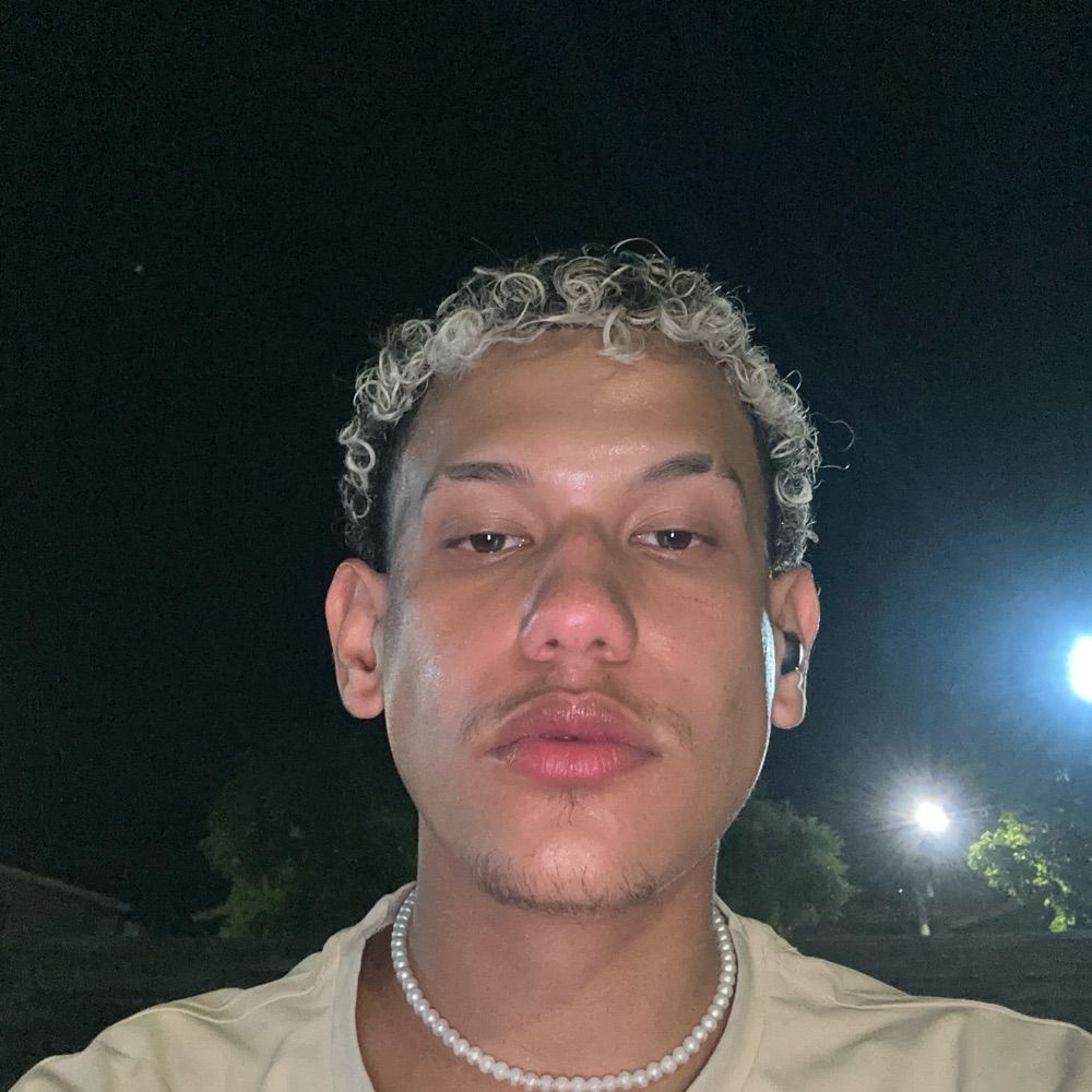Andrew Vieira
