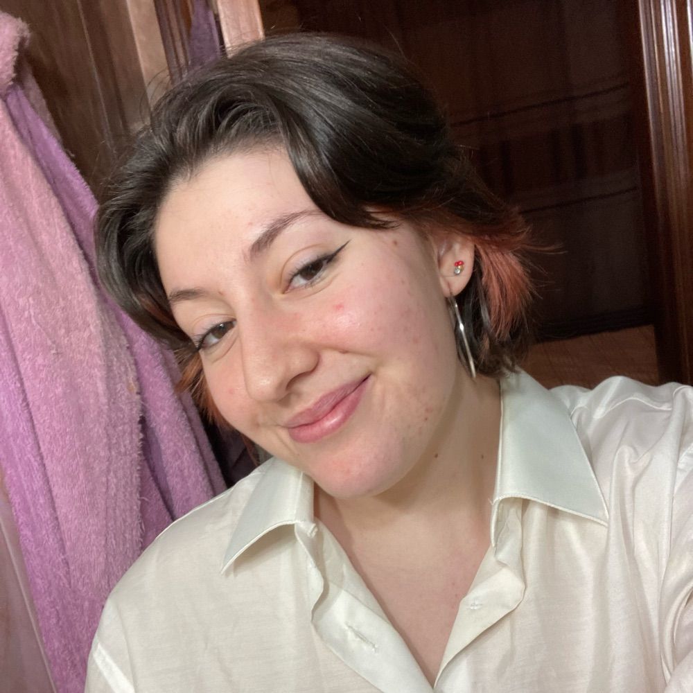 Ainhoa López (she/her)