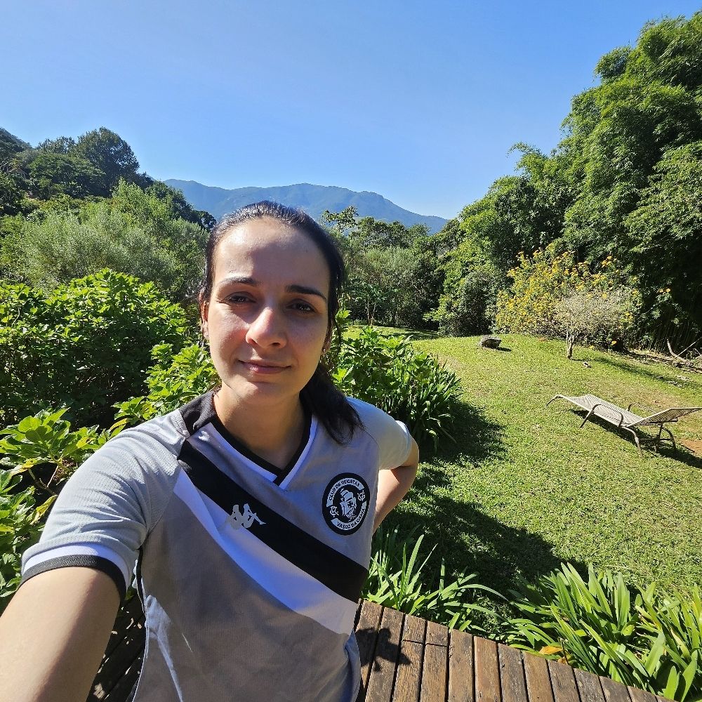 Talita Lacerda 