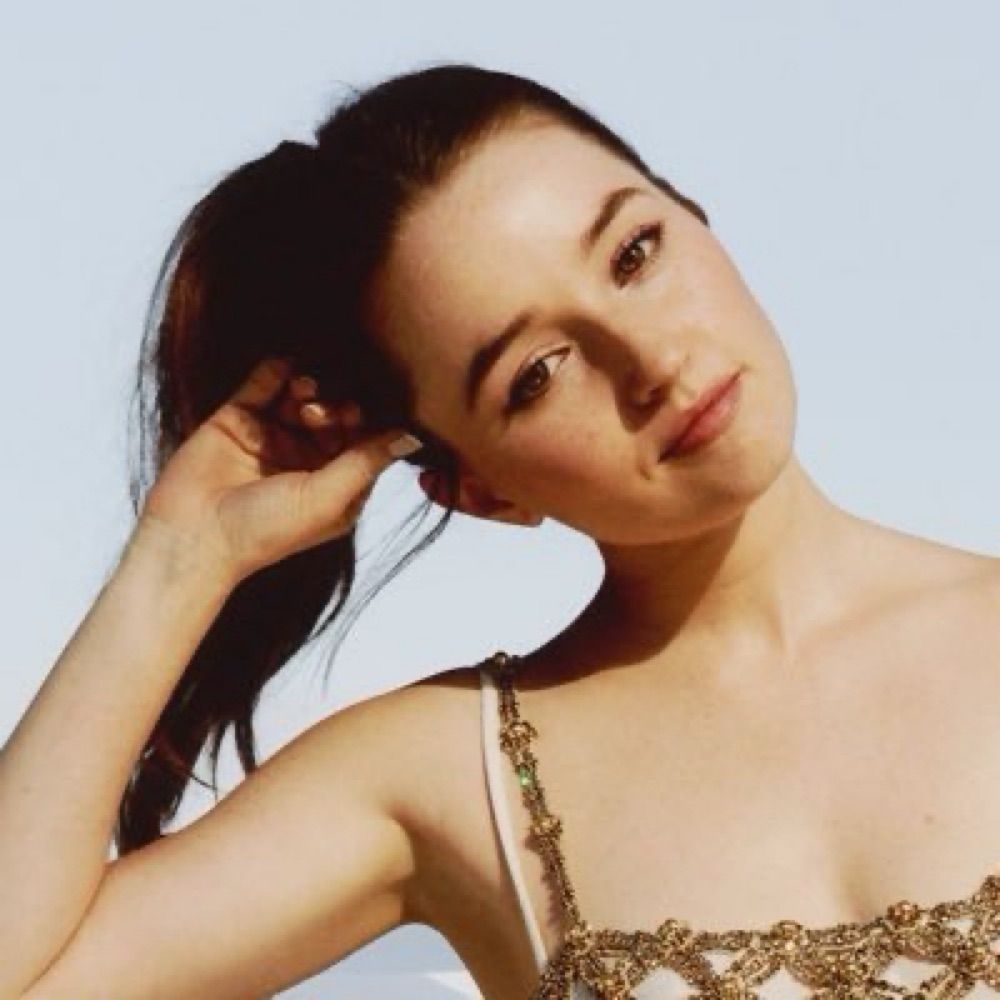 Kaitlyn Dever Brasil